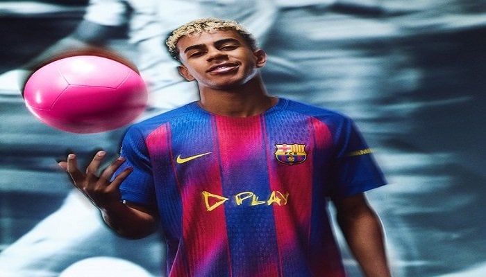 برشلونة يكشف عن قميصه في الكلاسيكو برشلونة يكشف عن قميصه في الكلاسيكو