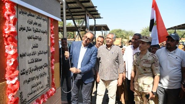 بتكلفة 28 مليون.. افتتاح مجمع مواقف سيارات أبوتشت الجديد في قنا
