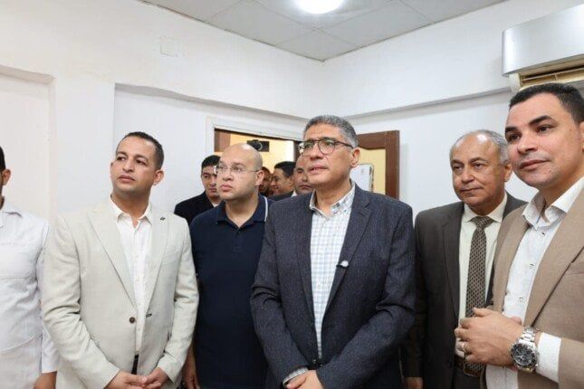 محافظ الجيزة يوجه بسرعة تجهيز مبني سكن أطباء مستشفى الواحات البحرية محافظ الجيزة يوجه بسرعة تجهيز مبني سكن أطباء مستشفى الواحات البحرية