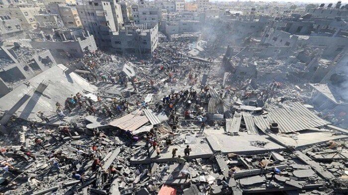شهداء وجرحى جراء استهداف الاحتلال مركبة شرق حي الزيتون بقطاع غزة شهداء وجرحى جراء استهداف الاحتلال مركبة شرق حي الزيتون بقطاع غزة
