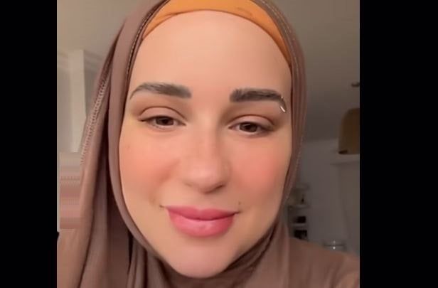 «جمعة مباركة».. أسما شريف منير وابنتها تخطفان الأنظار بإسدال الصلاة «جمعة مباركة».. أسما شريف منير وابنتها تخطفان الأنظار بإسدال الصلاة