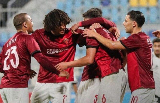 سيراميكا كليوباترا يعتلي صدارة الدوري مؤقتًا بفوز ثمين على طلائع الجيش سيراميكا كليوباترا يعتلي صدارة الدوري مؤقتًا بفوز ثمين على طلائع الجيش