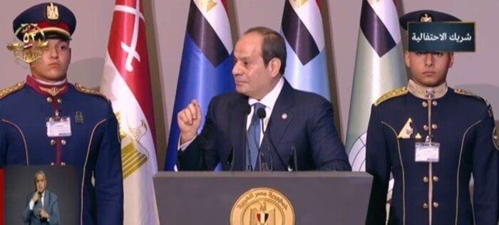الواقع سيتغير بفضل الله.. «الرئيس السيسي» يقدِّر صبر الشعب المصري على الأزمة الاقتصادية الواقع سيتغير بفضل الله.. «الرئيس السيسي» يقدِّر صبر الشعب المصري على الأزمة الاقتصادية