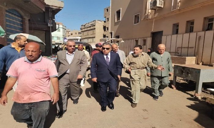 في زيارة مفاجئة.. محافظ الدقهلية يتفقد عددًا من المشروعات الخدمية والتنموية بالسنبلاوين في زيارة مفاجئة.. محافظ الدقهلية يتفقد عددًا من المشروعات الخدمية والتنموية بالسنبلاوين