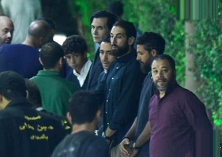 وزير الثقافة وأعضاء «كايروكي» يقدمون واجب العزاء في والدة أمير عيد وزير الثقافة وأعضاء «كايروكي» يقدمون واجب العزاء في والدة أمير عيد