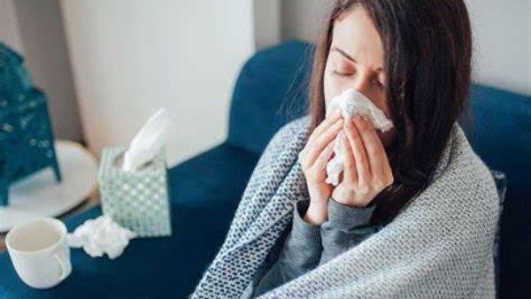 دور فيتامين سي في علاج نزلات البرد والحساسية