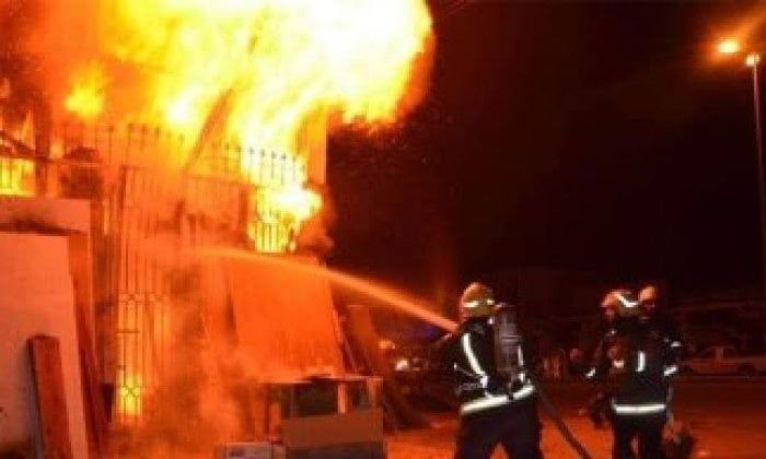 السيطرة على حريق داخل مخزن لقطع غيار السيارات بالقليوبية السيطرة على حريق داخل مخزن لقطع غيار السيارات بالقليوبية
