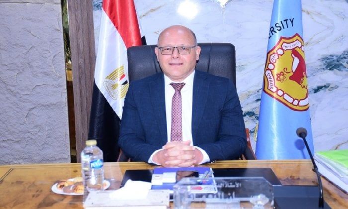 جامعة سوهاج تدين الواقعة الاعتداء على طبيبة في المستشفى الجامعي جامعة سوهاج تدين الواقعة الاعتداء على طبيبة في المستشفى الجامعي