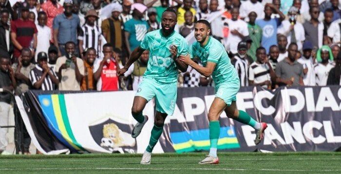 فيستون مايلي يقود تشكيل بيراميدز لمواجهة فاركو في الدوري المصري فيستون مايلي يقود تشكيل بيراميدز لمواجهة فاركو في الدوري المصري