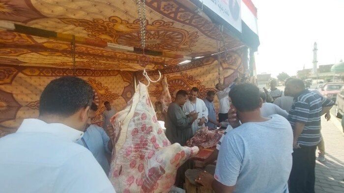 مبادرة خير بلدنا لبيع السلع بأسعار مخفضة تصل لمدينة سفاجا مبادرة خير بلدنا لبيع السلع بأسعار مخفضة تصل لمدينة سفاجا