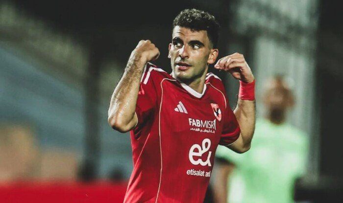 أحمد زيزو يعزز تقدم النادي الأهلي أمام الاتحاد السكندري بالدوري المصري «فيديو» أحمد زيزو يعزز تقدم النادي الأهلي أمام الاتحاد السكندري بالدوري المصري «فيديو»