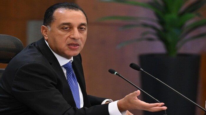 مجلس الوزراء يبدأ اجتماعه الأسبوعي ويبحث عددًا من الموضوعات المهمة مجلس الوزراء يبدأ اجتماعه الأسبوعي ويبحث عددًا من الموضوعات المهمة