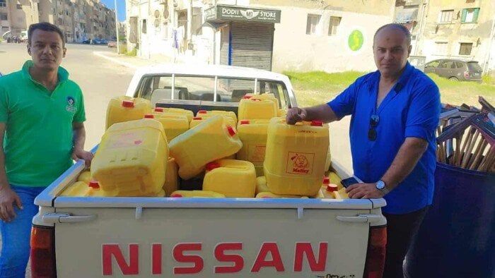 ضبط 50 لتر زيت مجهول المصدر ومكسرات فاسدة بها حشرات في حملة ببورسعيد ضبط 50 لتر زيت مجهول المصدر ومكسرات فاسدة بها حشرات في حملة ببورسعيد