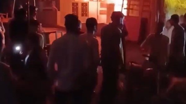 حريق في محول كهرباء كهرباء بجنوب الاقصر... صور حريق في محول كهرباء كهرباء بجنوب الاقصر... صور