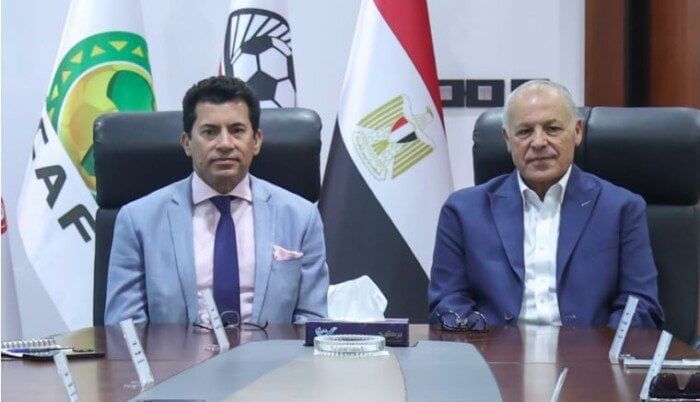 أبو ريدة يستقبل وزير الرياضة ويبحثان دعم خطط وبرامج تطوير كرة القدم أبو ريدة يستقبل وزير الرياضة ويبحثان دعم خطط وبرامج تطوير كرة القدم