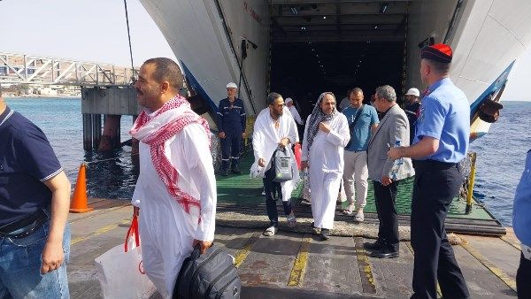 الحج السياحي البرى