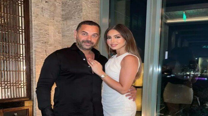 «شبه البجاحة».. طارق العريان يتصدر الترند بسبب تصريح عن زوجته نيكول سعفان «شبه البجاحة».. طارق العريان يتصدر الترند بسبب تصريح عن زوجته نيكول سعفان