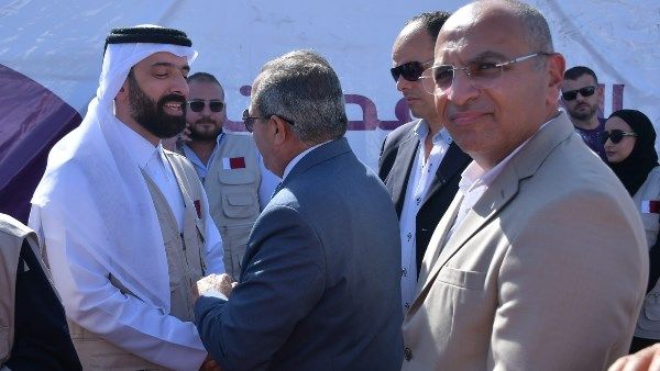 استقبال 29 ألف خيمة بميناء شرق بورسعيد كمساعدة إنسانية من قطر لأهالي فلسطين استقبال 29 ألف خيمة بميناء شرق بورسعيد كمساعدة إنسانية من قطر لأهالي فلسطين