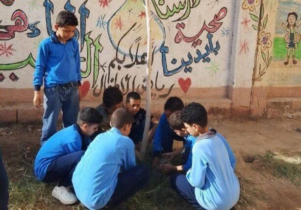 «صحتهم مستقبلهم».. مياه المنيا تزرع 2000 شجرة في المدارس بمبادرة بيئية كبرى بدعم « اليونيسف» «صحتهم مستقبلهم».. مياه المنيا تزرع 2000 شجرة في المدارس بمبادرة بيئية كبرى بدعم « اليونيسف»