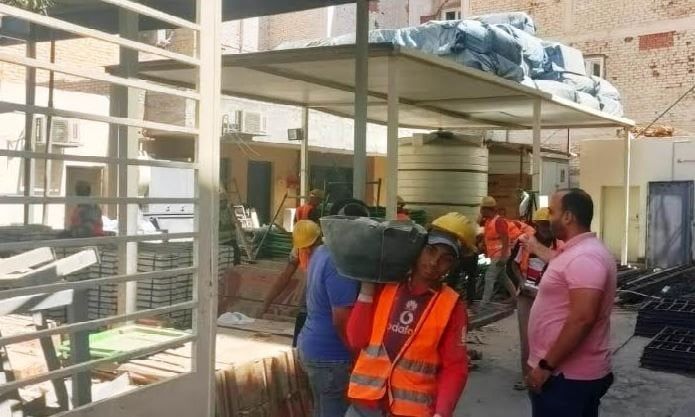 العمل بأسوان.. حملات تفتيش موسعة لضمان بيئة عمل آمنة بمواقع الإنشاء ومحطات الوقود العمل بأسوان.. حملات تفتيش موسعة لضمان بيئة عمل آمنة بمواقع الإنشاء ومحطات الوقود