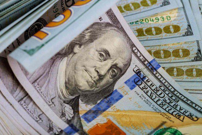 «الكويت الوطني» يتوقع 38 مليار دولار إجمالي تحويلات المصريين بالخارج خلال 2025 «الكويت الوطني» يتوقع 38 مليار دولار إجمالي تحويلات المصريين بالخارج خلال 2025