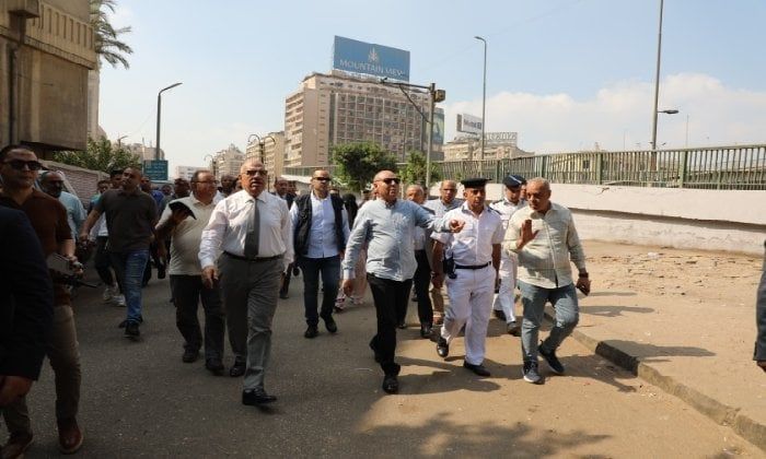 محافظ القاهرة يتفقد ميدان رمسيس للاطمئنان على إعادة الانضباط وتنظيم الحركة المرورية محافظ القاهرة يتفقد ميدان رمسيس للاطمئنان على إعادة الانضباط وتنظيم الحركة المرورية