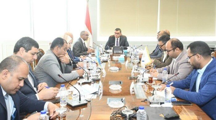 وزير الإسكان يتابع سير العمل بقطاع المرافق بهيئة المجتمعات العمرانية الجديدة وزير الإسكان يتابع سير العمل بقطاع المرافق بهيئة المجتمعات العمرانية الجديدة