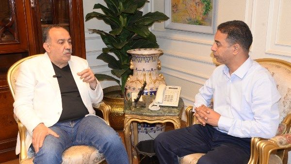 خاص| محافظ أسيوط: نمتلك مقومات تؤهلنا أن نكون مركزًا رئيسيًا للإنتاج الحيواني خاص| محافظ أسيوط: نمتلك مقومات تؤهلنا أن نكون مركزًا رئيسيًا للإنتاج الحيواني