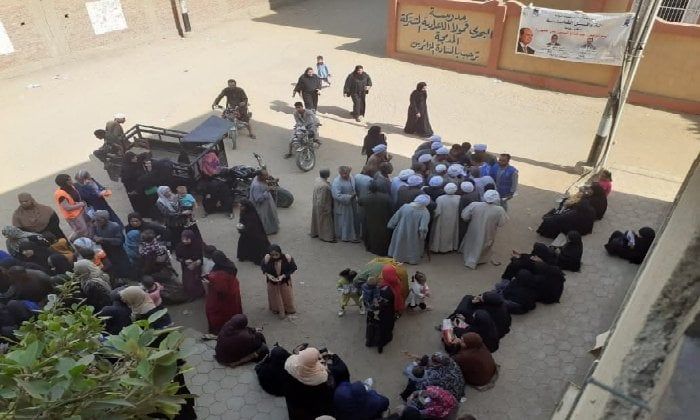 جامعة قنا تواصل قوافلها الطبية ضمن مبادرة «حياة كريمة» جامعة قنا تواصل قوافلها الطبية ضمن مبادرة «حياة كريمة»