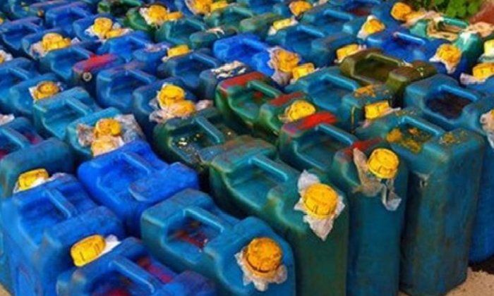 البحيرة.. ضبط صاحب محطة وقود هرب 45ألف لتر سولار للسوق السواداء بمركز بدر البحيرة.. ضبط صاحب محطة وقود هرب 45ألف لتر سولار للسوق السواداء بمركز بدر