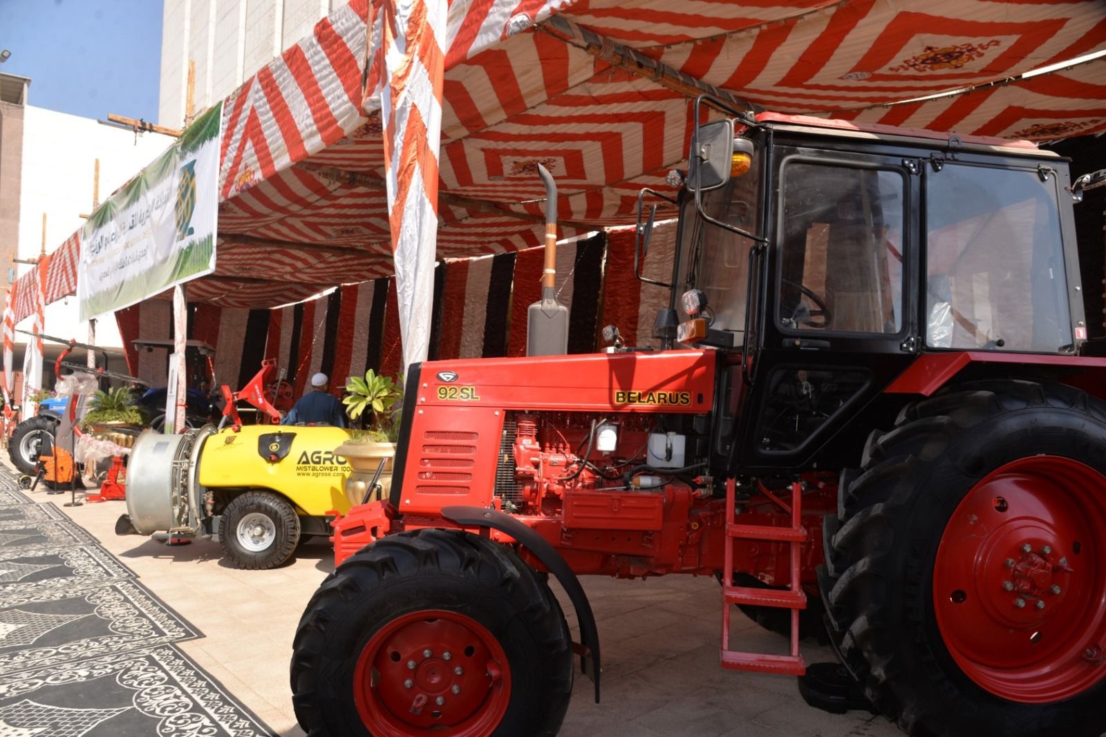 5ce7fd5995.jpg