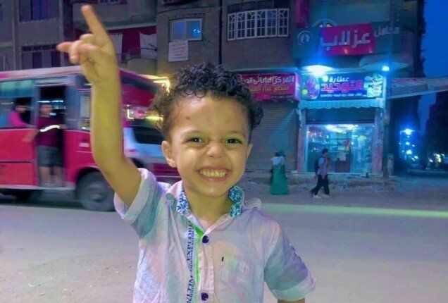 العثور على جثمان الطفل «سليم» داخل شبكة الصرف الصحي الرئيسية بشبرا العثور على جثمان الطفل «سليم» داخل شبكة الصرف الصحي الرئيسية بشبرا
