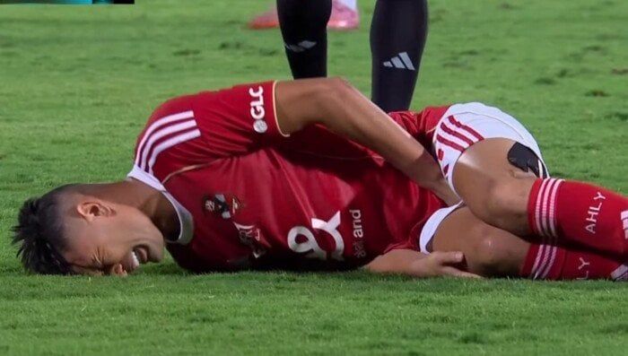 خالد الغندور: الأهلي يسابق الزمن لتجهيز أشرف داري قبل السوبر المحلي خالد الغندور: الأهلي يسابق الزمن لتجهيز أشرف داري قبل السوبر المحلي