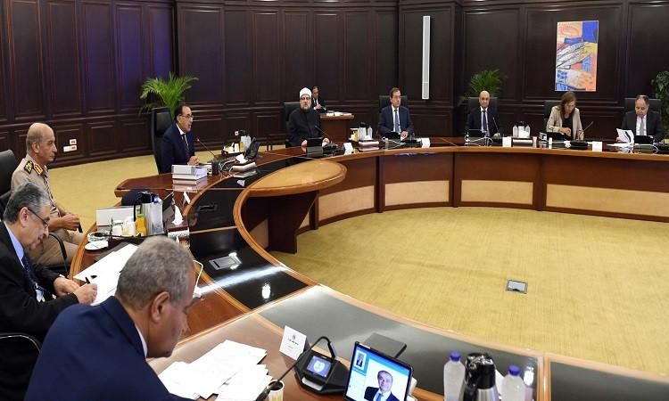 مجلس الوزراء يوافق على انتهاء قرار عمل الموظفين يوم الأحد بنظام