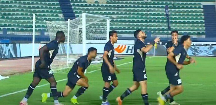 حامد حمدان يقود بتروجيت للتقدم على الأهلي في الشوط الأول من الدوري المصري حامد حمدان يقود بتروجيت للتقدم على الأهلي في الشوط الأول من الدوري المصري