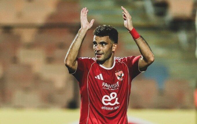 أحمد السيد: زيزو يتفوق على تريزيجيه.. وجراديشار لا يليق بالأهلي أحمد السيد: زيزو يتفوق على تريزيجيه.. وجراديشار لا يليق بالأهلي