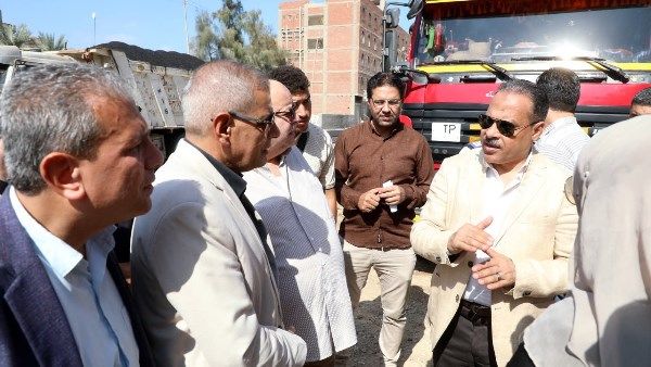 بتكلفة 30 مليون جنيه.. محافظ الشرقية يتفقد أعمال رصف طريق النكارية القنايات بطول 3.5 كم
