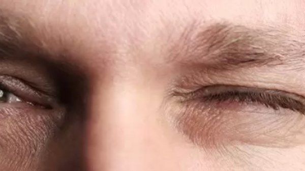 هل شعرت يوما بإرتعاش في جفن عينيك؟