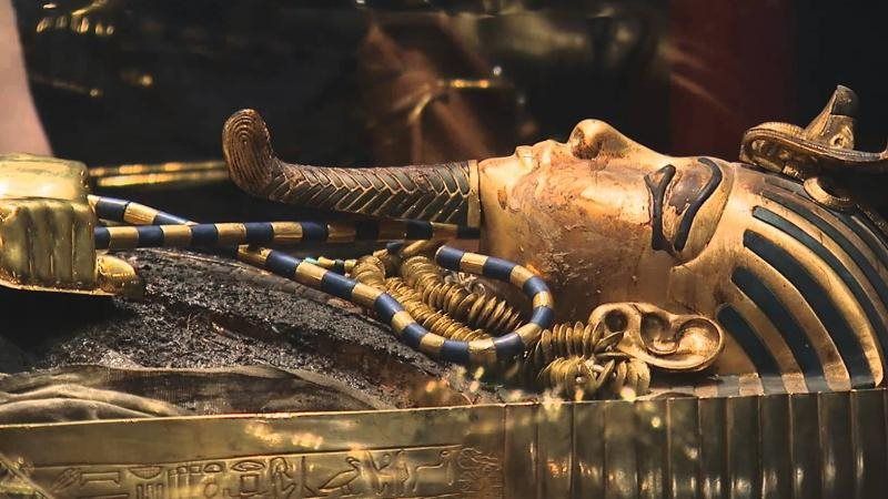 نجل مكتشف مقبرة توت عنخ آمون: نمتلك خبرة فريدة في جغرافيا وادي الملوك ومناطق الآثار بالأقصر نجل مكتشف مقبرة توت عنخ آمون: نمتلك خبرة فريدة في جغرافيا وادي الملوك ومناطق الآثار بالأقصر