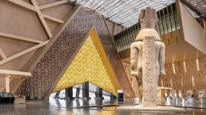 إشغال شبه كامل بفنادق غرب القاهرة مع افتتاح المتحف المصري الكبير إشغال شبه كامل بفنادق غرب القاهرة مع افتتاح المتحف المصري الكبير