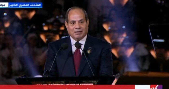 الرئيس السيسي: مصر أقدم دولة عرفها التاريخ الرئيس السيسي: مصر أقدم دولة عرفها التاريخ