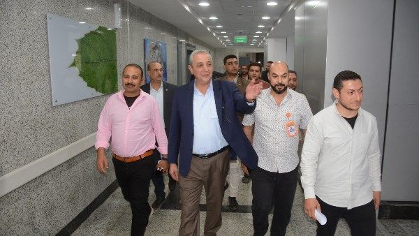 محافظ الغربية في جولة مفاجئة بمستشفى طنطا العام الجديد ومحور محلة منوف لمتابعة المشروعات التنموية والخدمات الصحية على أرض الواقع