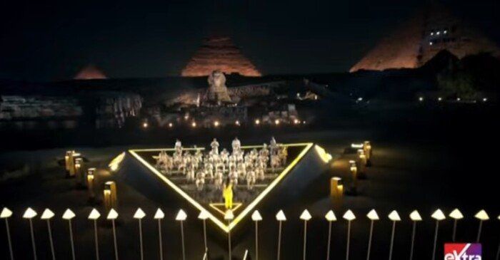 بث مباشر.. الرئيس السيسي يشهد انطلاق حفل افتتاح المتحف المصري الكبير بث مباشر.. الرئيس السيسي يشهد انطلاق حفل افتتاح المتحف المصري الكبير