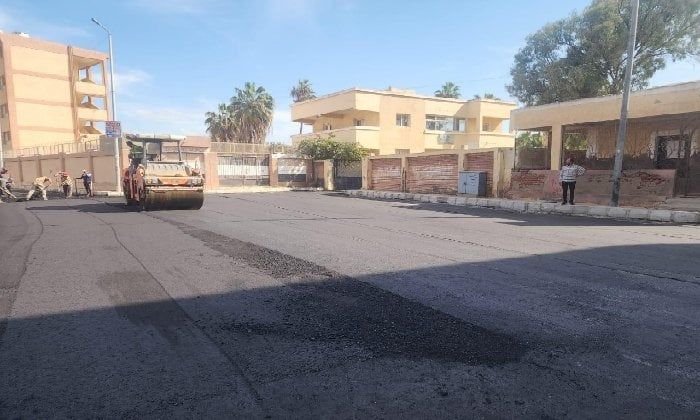 بتكلفة 5 ملايين جنيه.. البحيرة تواصل أعمال رصف ورفع كفاءة شارع المستشفى العام برشيد بتكلفة 5 ملايين جنيه.. البحيرة تواصل أعمال رصف ورفع كفاءة شارع المستشفى العام برشيد