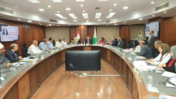 محافظ الجيزة يعقد اللقاء الأسبوعي لبحث شكاوى المواطنين بأحياء ومراكز العجوزة والهرم وأوسيم محافظ الجيزة يعقد اللقاء الأسبوعي لبحث شكاوى المواطنين بأحياء ومراكز العجوزة والهرم وأوسيم