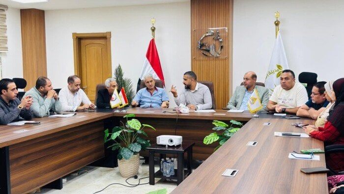 رئيس جهاز العبور الجديدة يتابع ملف تقنين الأراضي والمشروعات التنموية رئيس جهاز العبور الجديدة يتابع ملف تقنين الأراضي والمشروعات التنموية