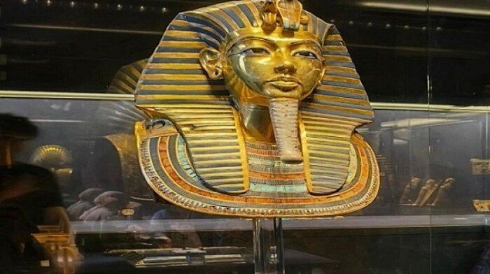 النيل وتوت عنخ آمون.. الذكاء الاصطناعي يحكي تاريخ الحضارة المصرية النيل وتوت عنخ آمون.. الذكاء الاصطناعي يحكي تاريخ الحضارة المصرية