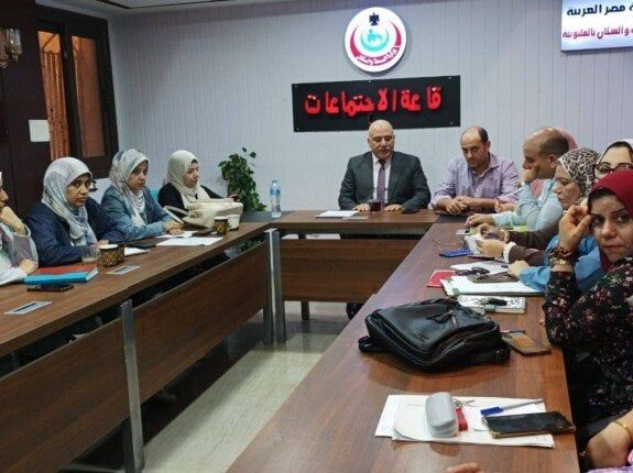 صحة القليوبية تتجه للتوسع في العيادات المسائية وتكثيف الرقابة على المنشآت الغذائية. صحة القليوبية تتجه للتوسع في العيادات المسائية وتكثيف الرقابة على المنشآت الغذائية.