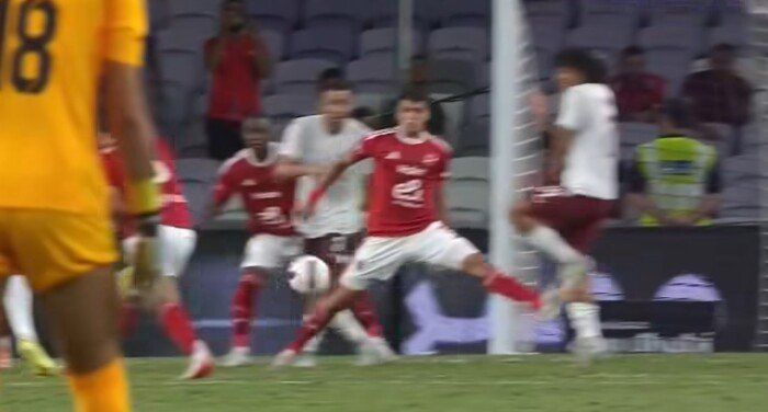 محمود البنا يكشف سبب عدم احتساب ركلة جزاء لسيراميكا أمام الأهلي محمود البنا يكشف سبب عدم احتساب ركلة جزاء لسيراميكا أمام الأهلي