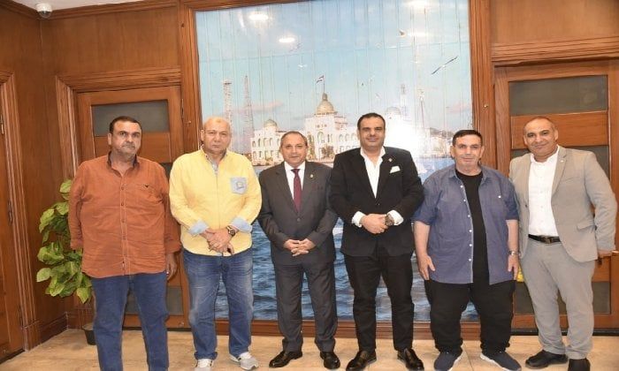 محافظ بورسعيد يدعو لمؤتمر موسع مع المزارعين بجنوب المحافظة الأحد القادم محافظ بورسعيد يدعو لمؤتمر موسع مع المزارعين بجنوب المحافظة الأحد القادم